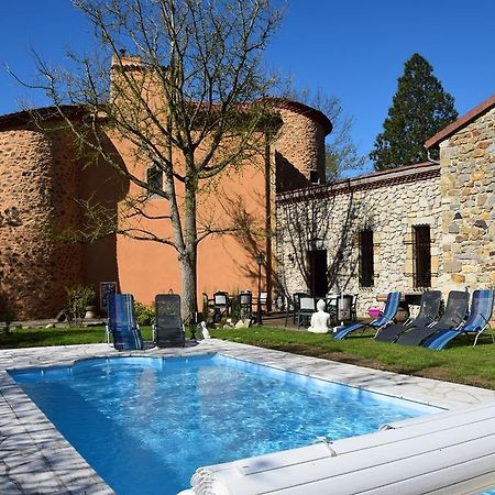 Chateau Des Aiguilles Saint-Rémy-de-Chargnat Exteriör bild